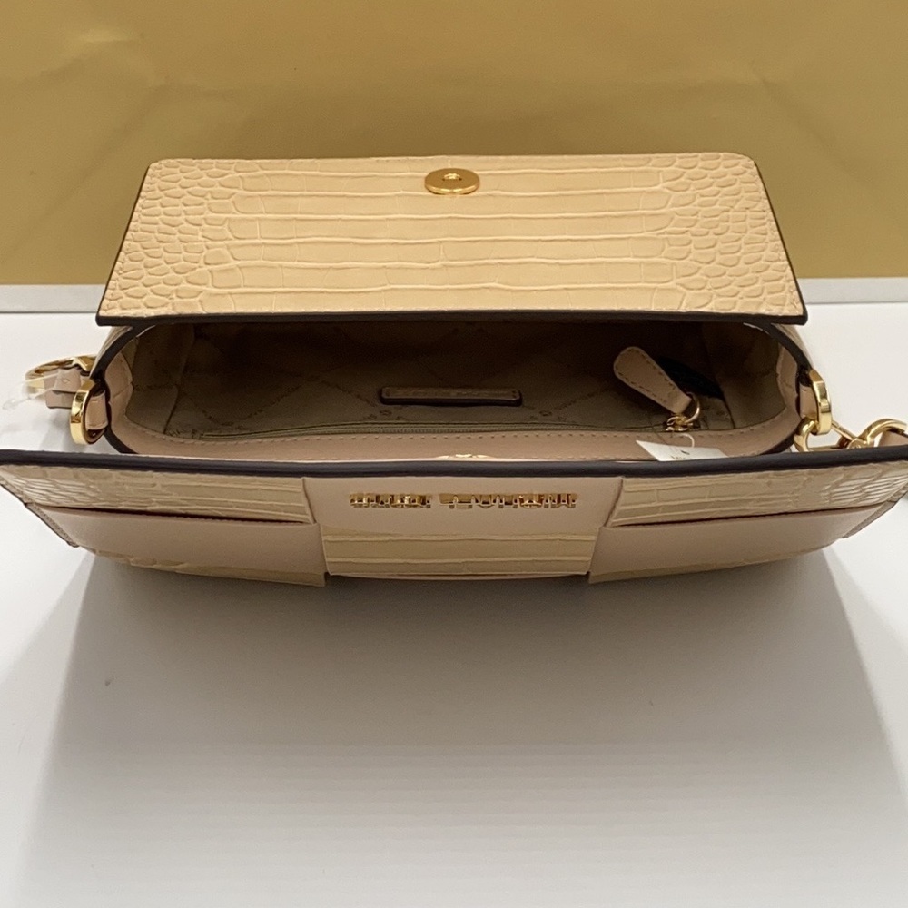 MICHAEL KORS MERCER SMALL CLUTCH XBODY BUFF - Picture 7 of 15